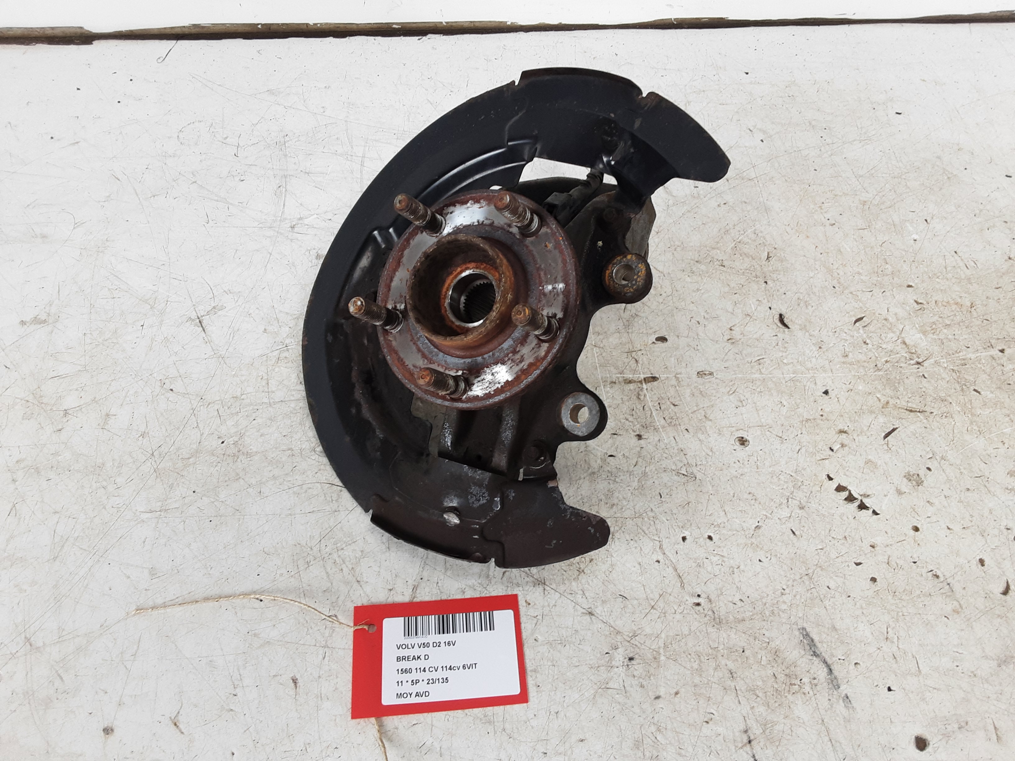 WIELNAAF VOOR RECHTS Volvo V50 07 - 12