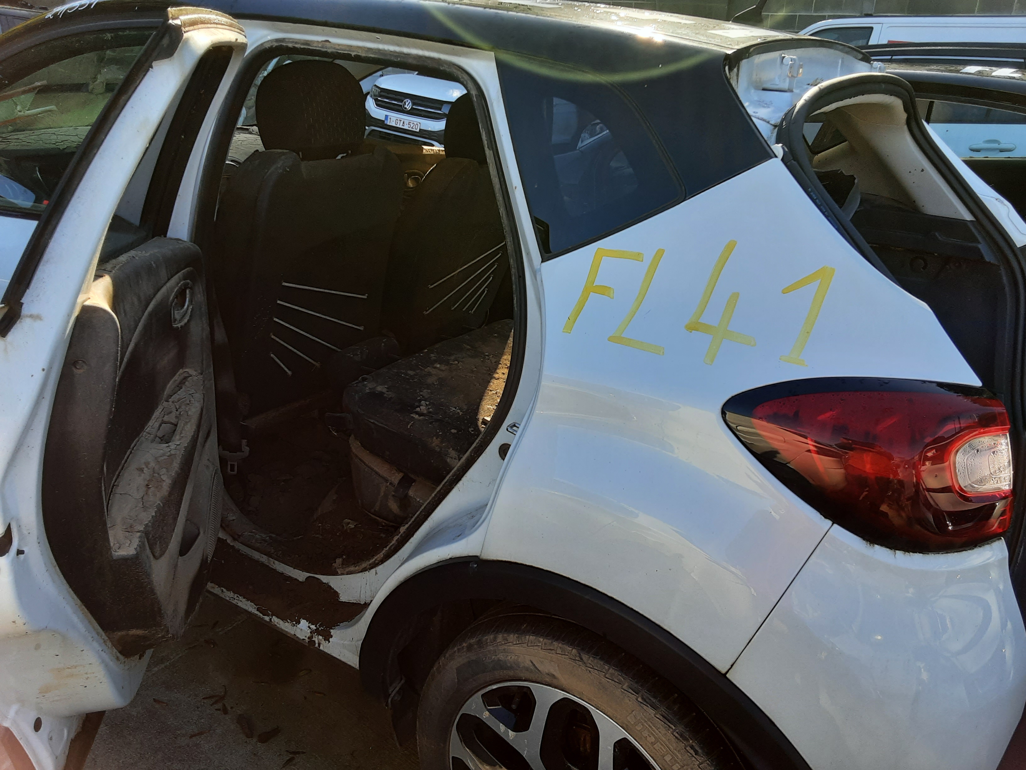 FENDER LIFT REAR Renault CAPTUR (1) 5/17 - 01/20 FaceLift