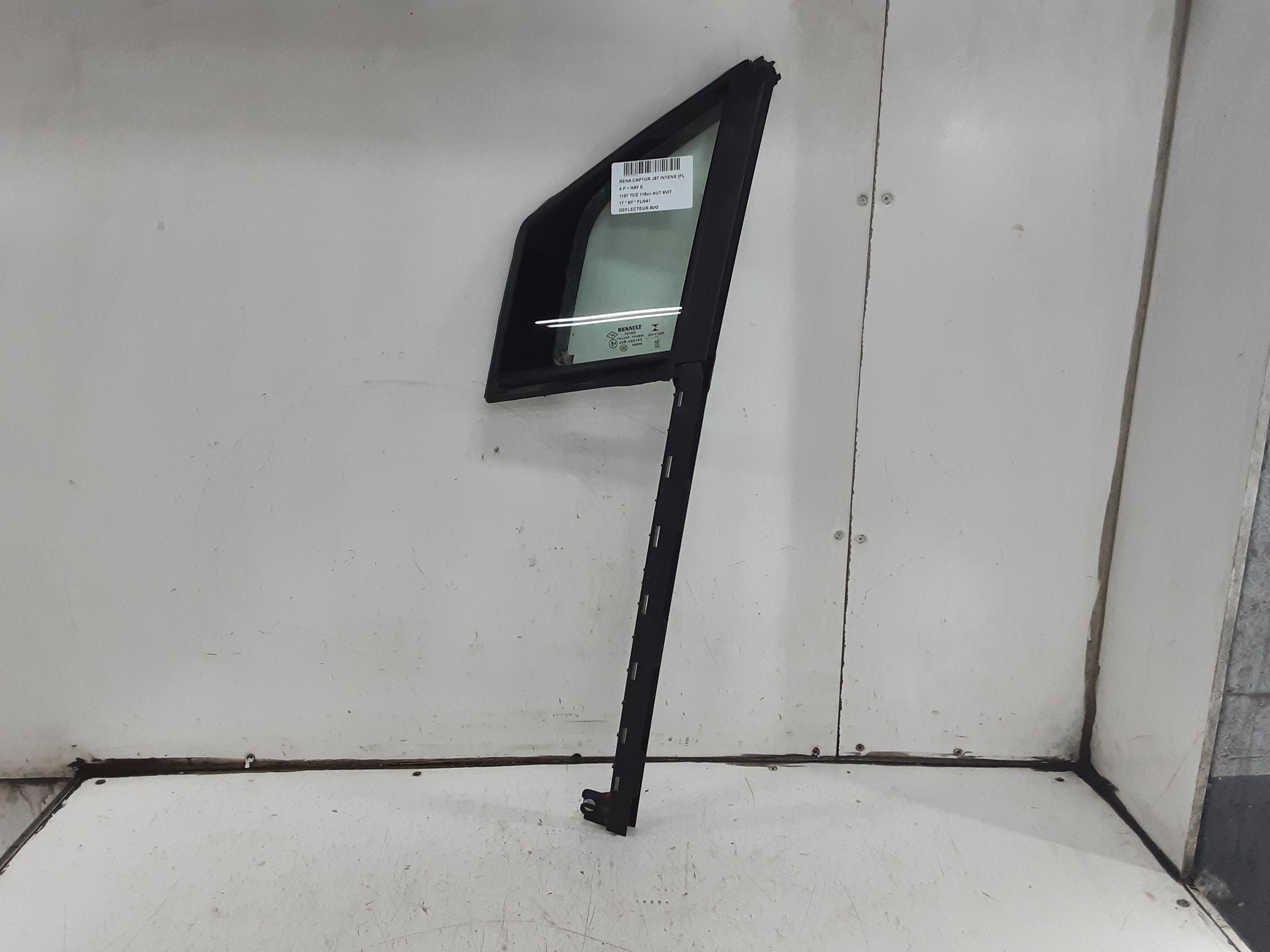 DEFLECTEUR AVANT GAUCHE Renault CAPTUR (1) 5/17 - 01/20 FaceLift