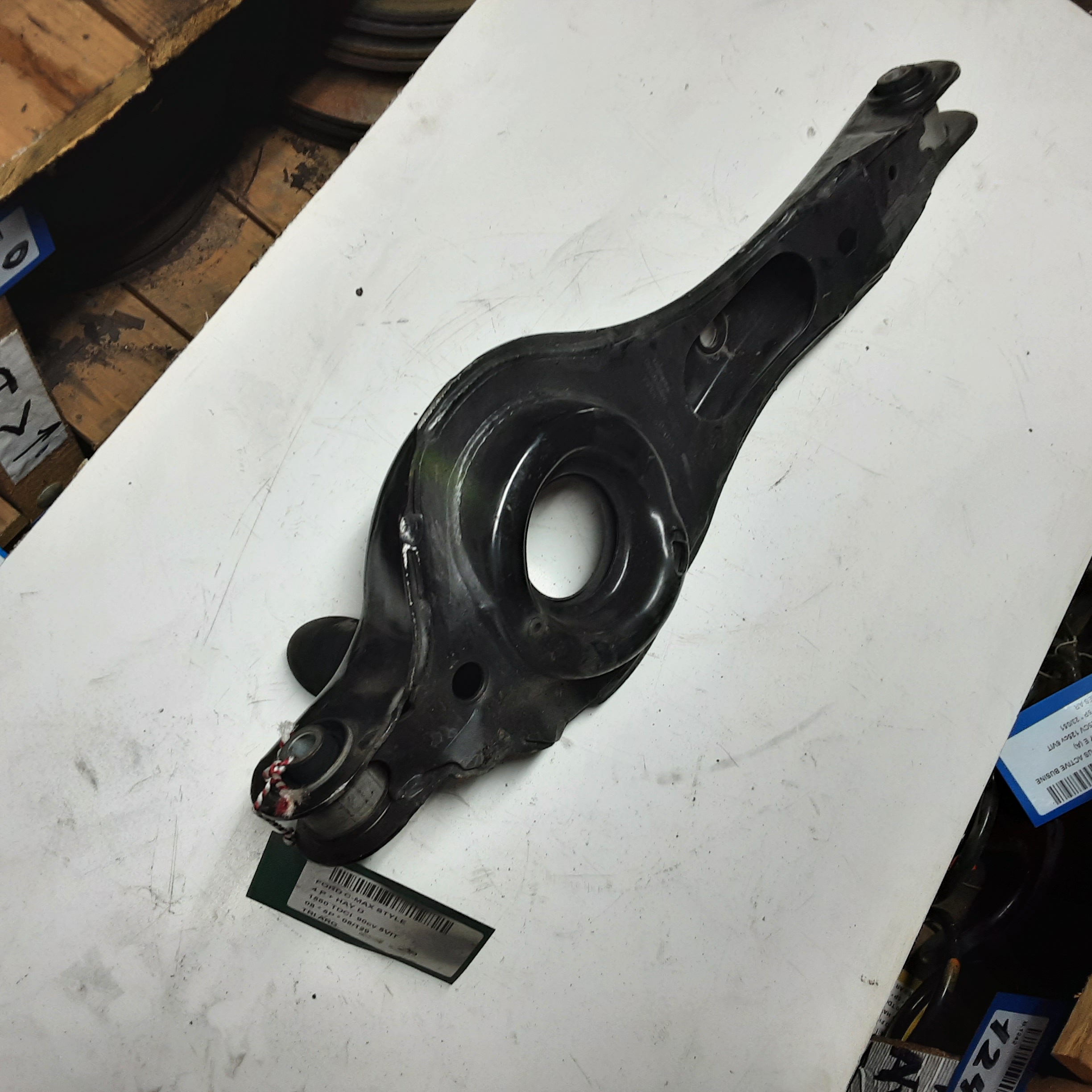 DRAAGARM ACHTER LINKS Ford C-MAX 07 - 10/10