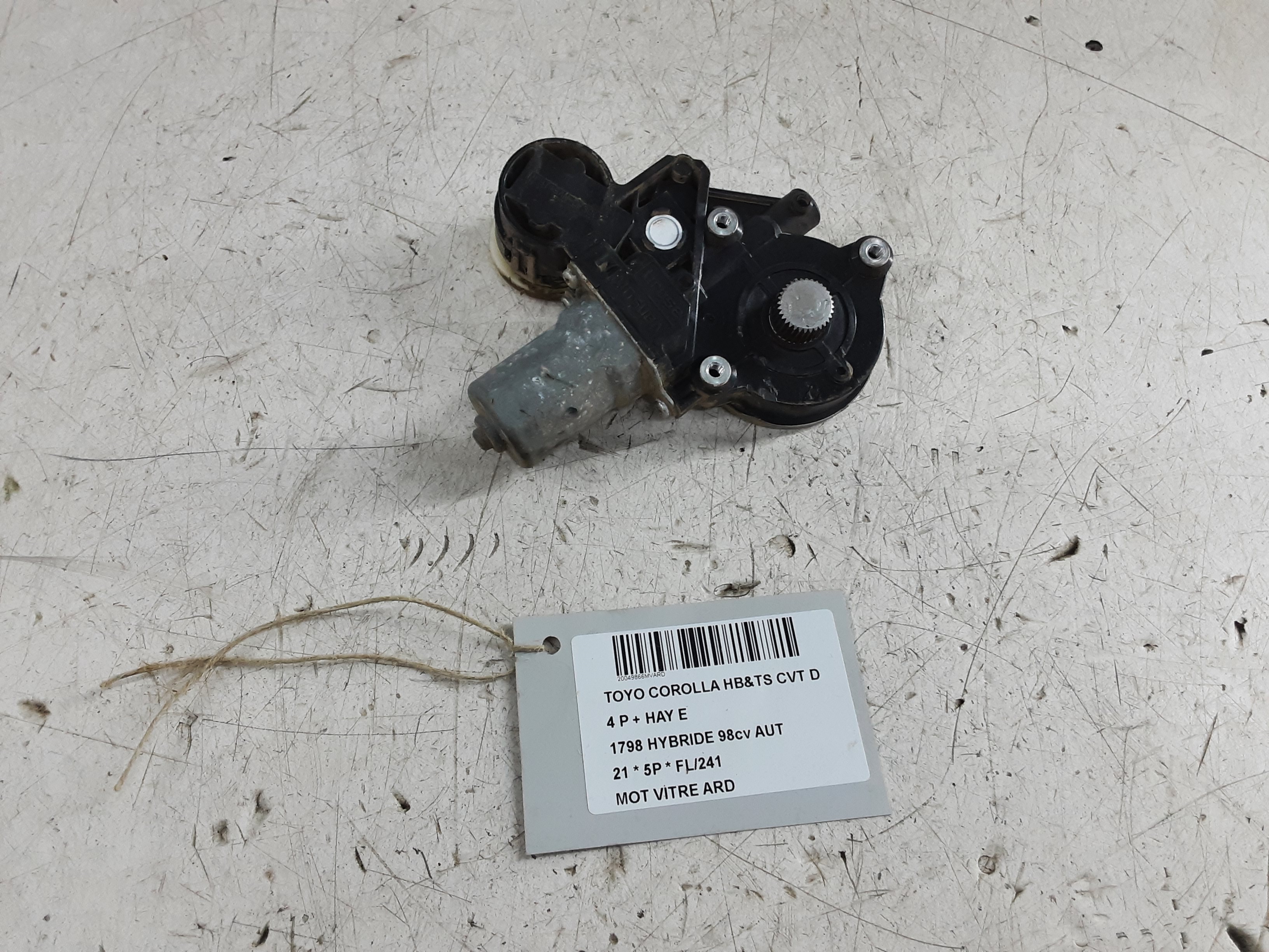 MOTOR RUITMECHANISME ACHTER RECHTS Toyota COROLLA 5P/5D 18+