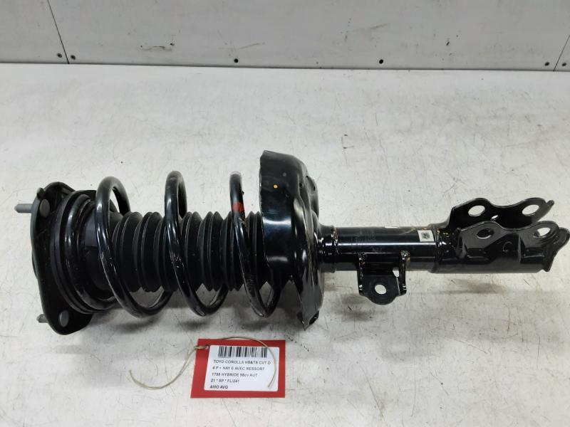 AMORTISSEUR AVANT GAUCHE Toyota COROLLA 5P/5D 18+