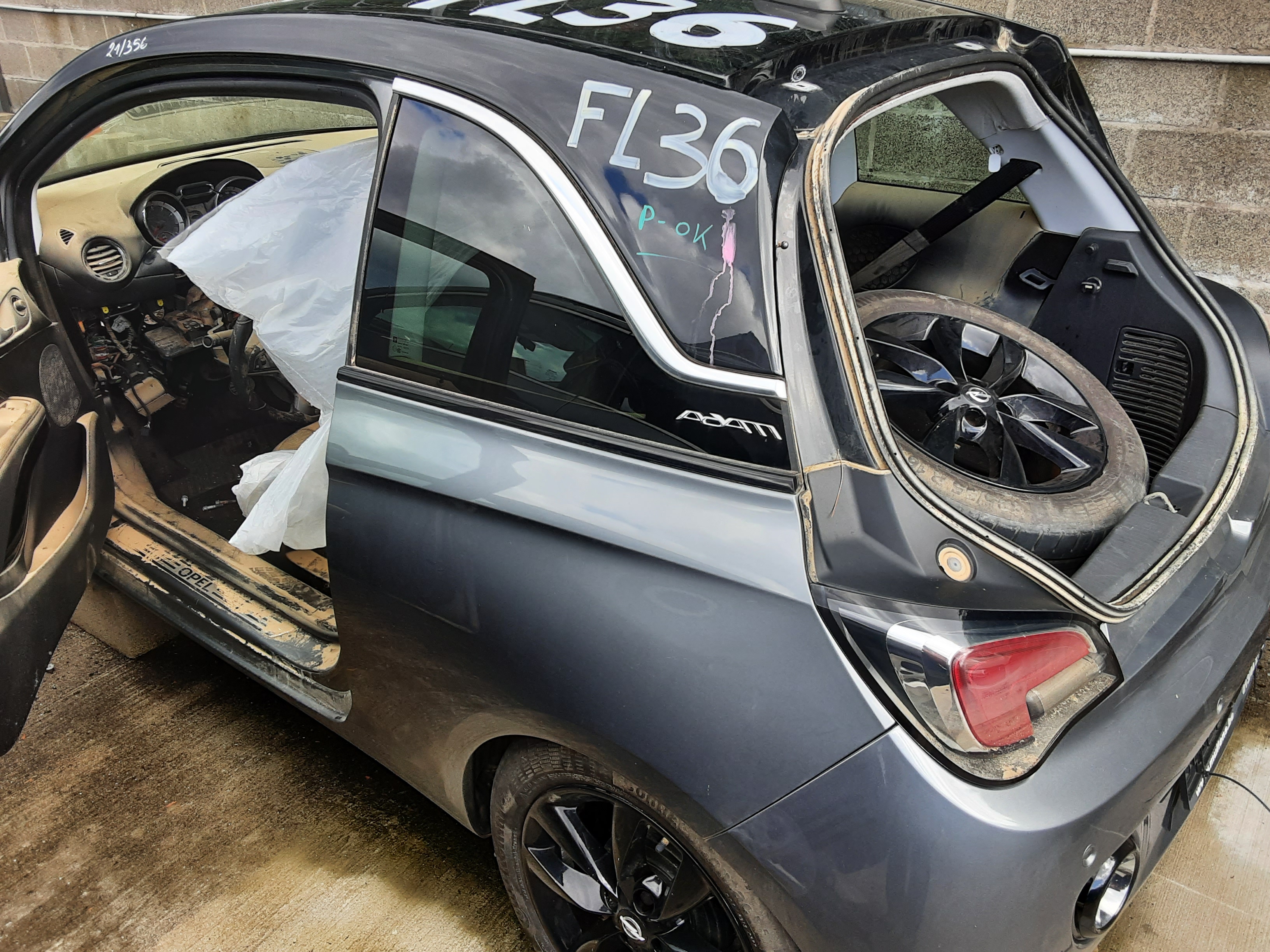 SPATBORD ACHTER LINKS Opel ADAM 10/12+