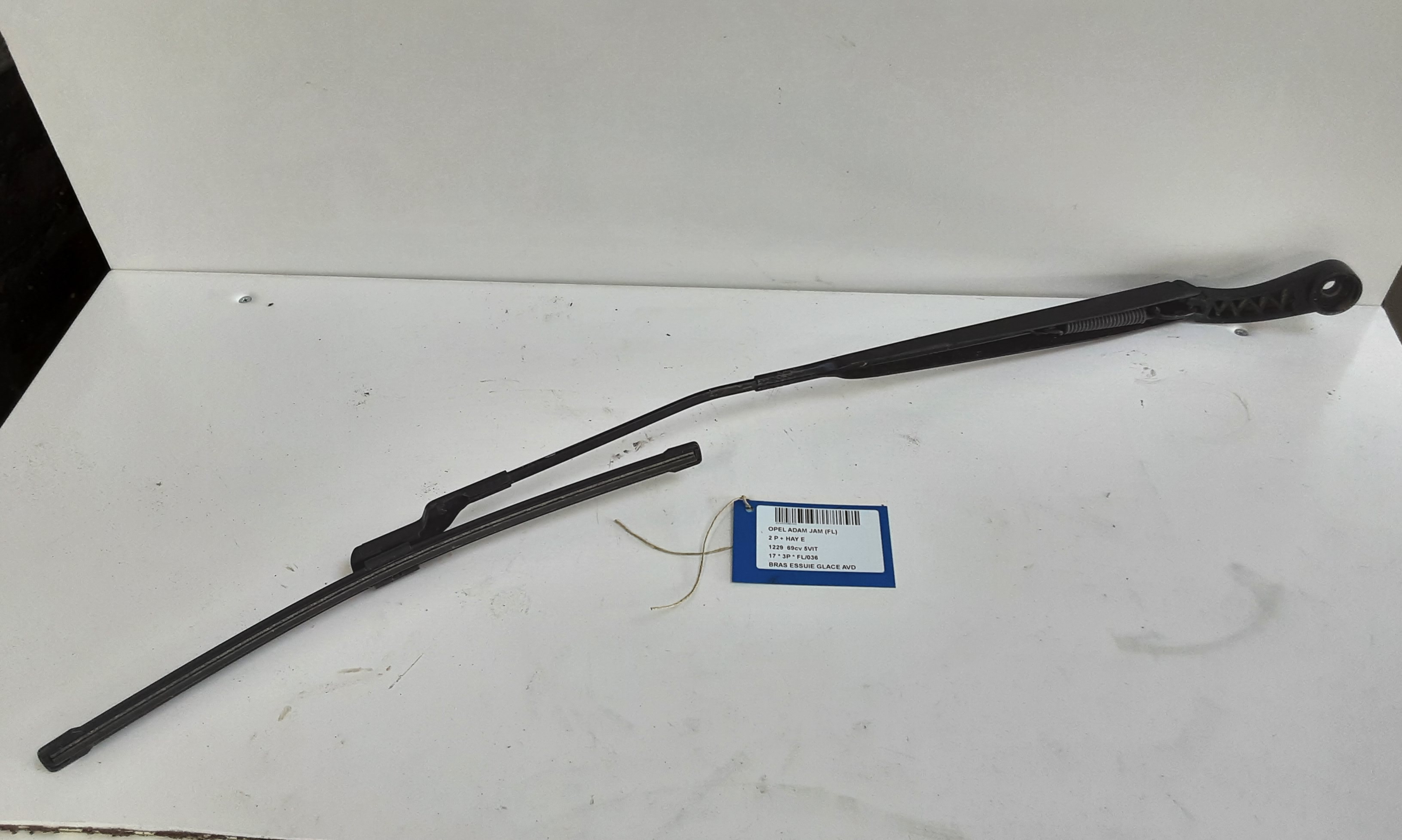 RUITENWISSERARM RECHTS VOOR Opel ADAM 10/12+