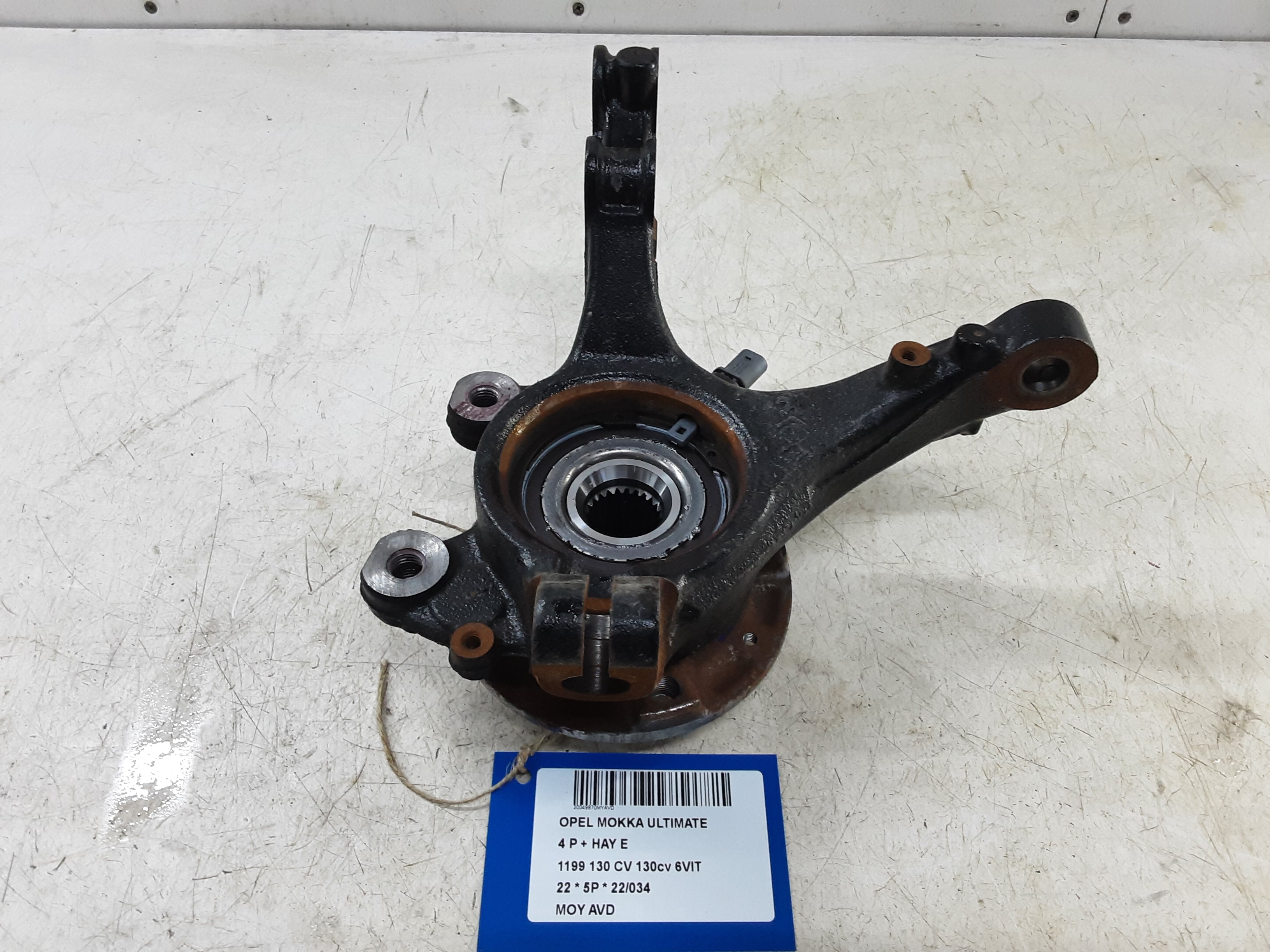 WIELNAAF VOOR RECHTS Opel MOKKA 10/20 +