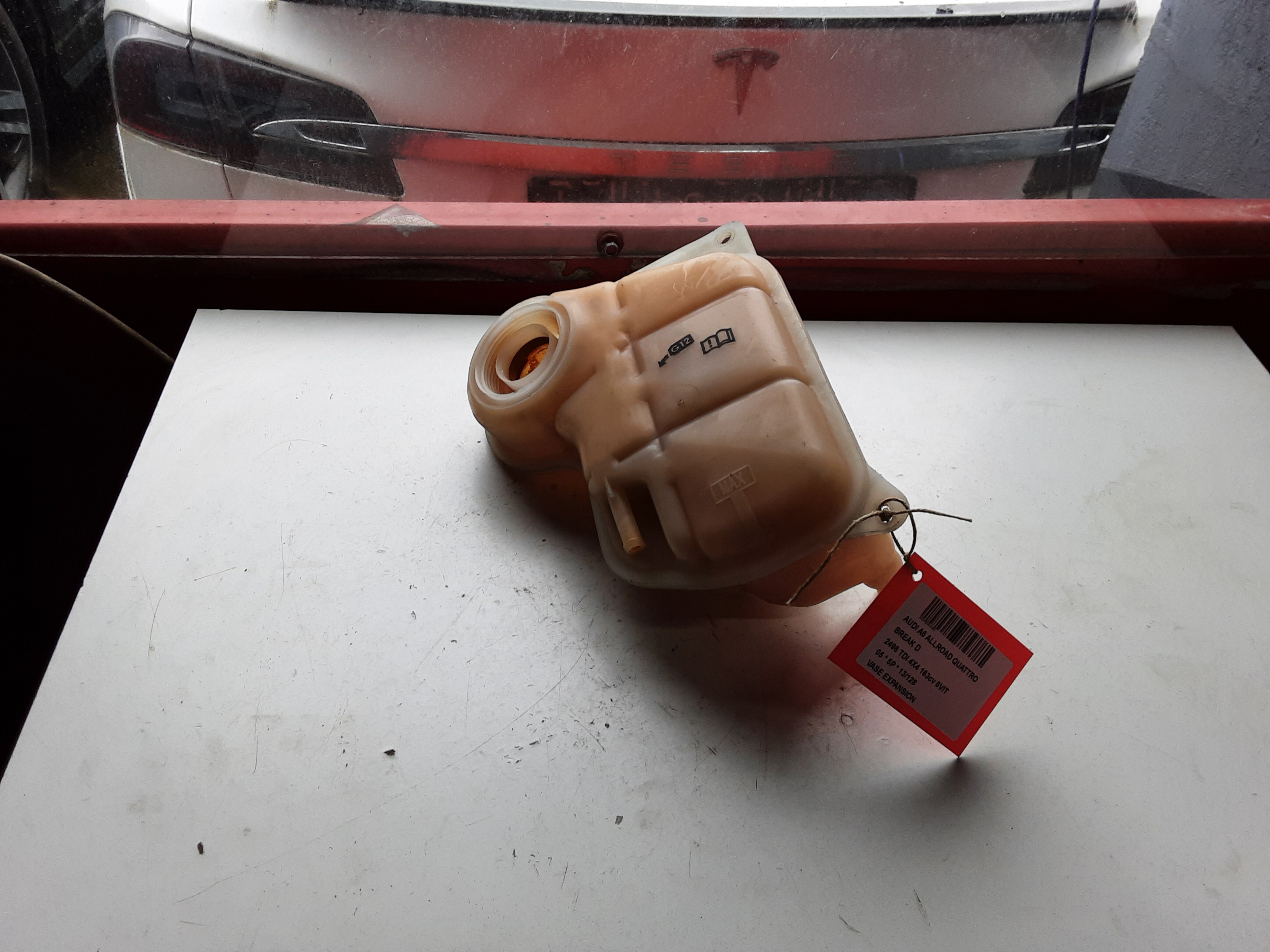 VASE D&#039;EXPANSION Audi A6 5/04 - 9/08