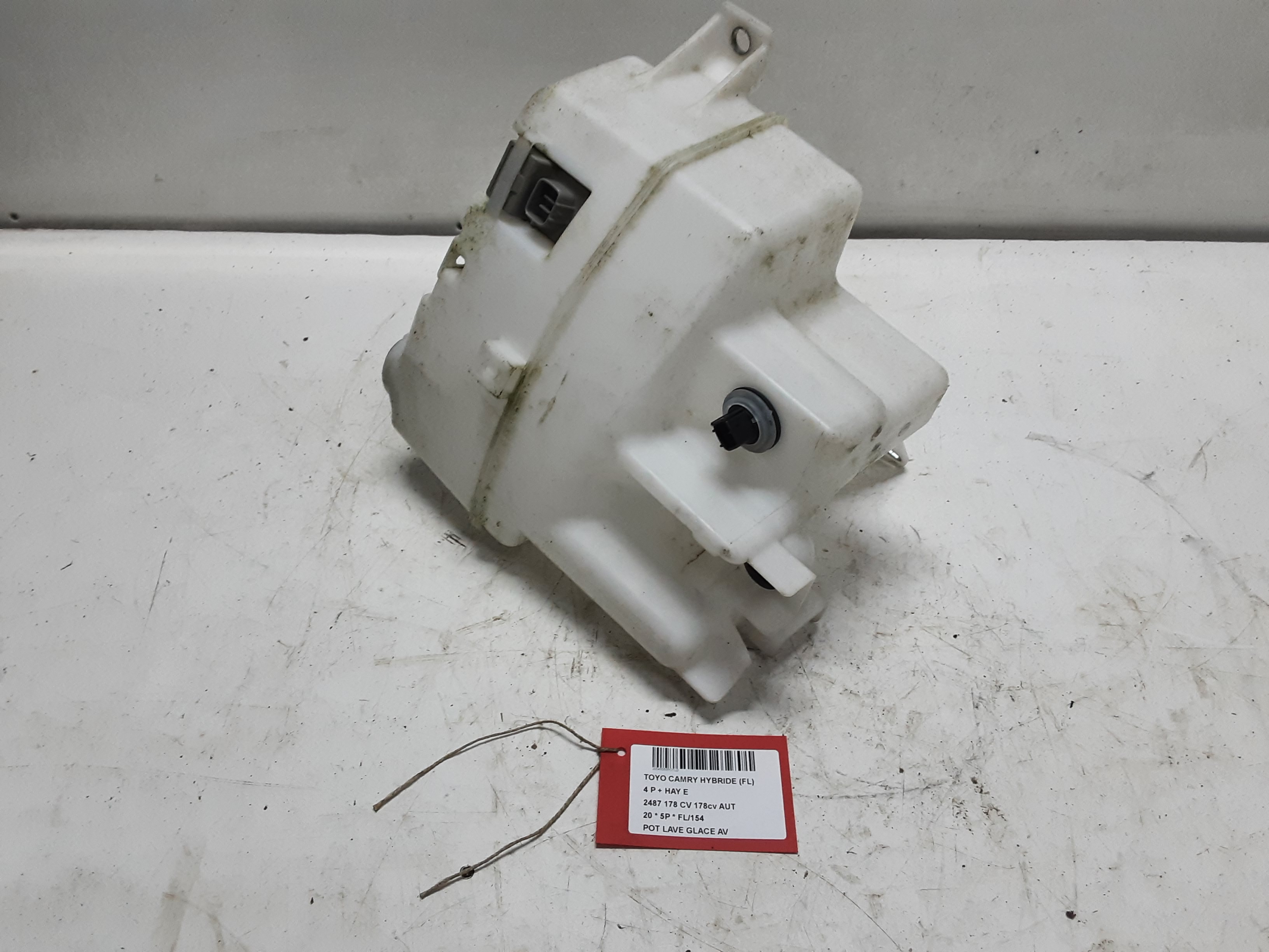 POT DE LAVE-GLACE AVANT Toyota CAMRY XV70 PreFaceLift 2018 - 