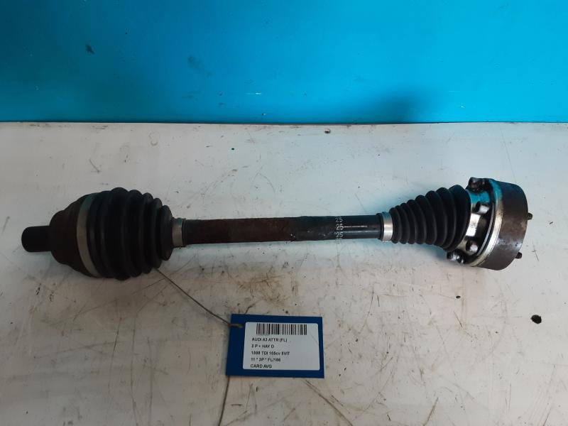 AANDRIJFAS VOOR LINKS Audi A3 8/08 - 12