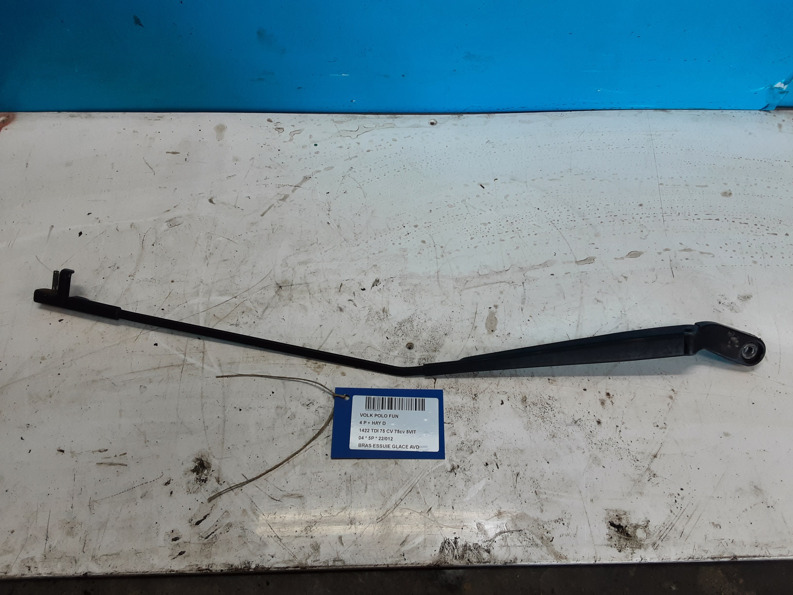 BRAS D'ESSUIE-GLACE AVANT DROIT Vw POLO (9N) 2/02 - 4/05