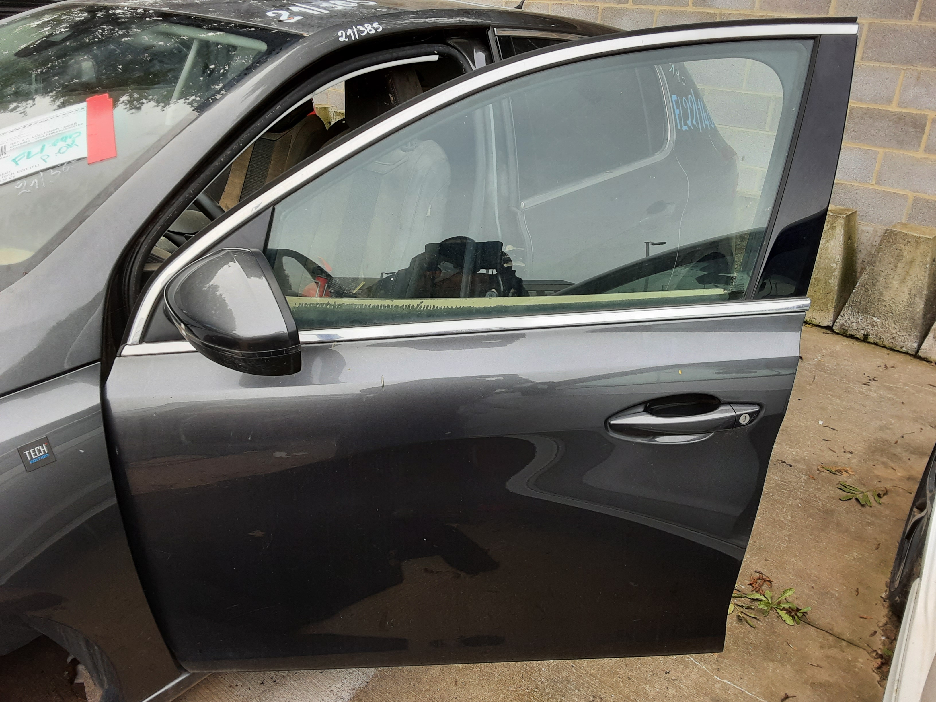 DEUR VOOR LINKS Peugeot 308 (2) 6/17 - 8/21 FaceLift
