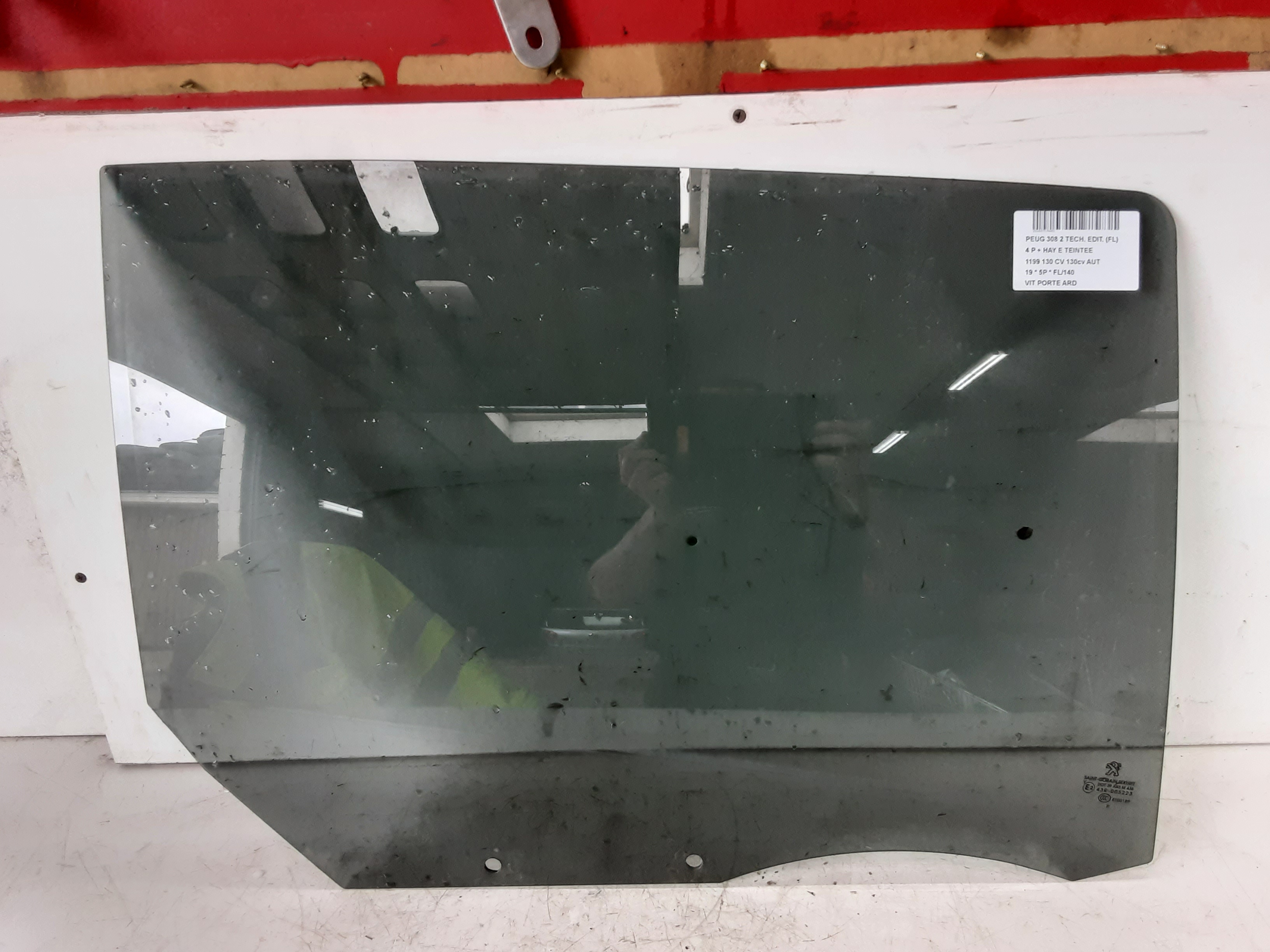 RIGHT REAR DOOR WINDOW Peugeot 308 (2) 6/17 - 8/21 FaceLift