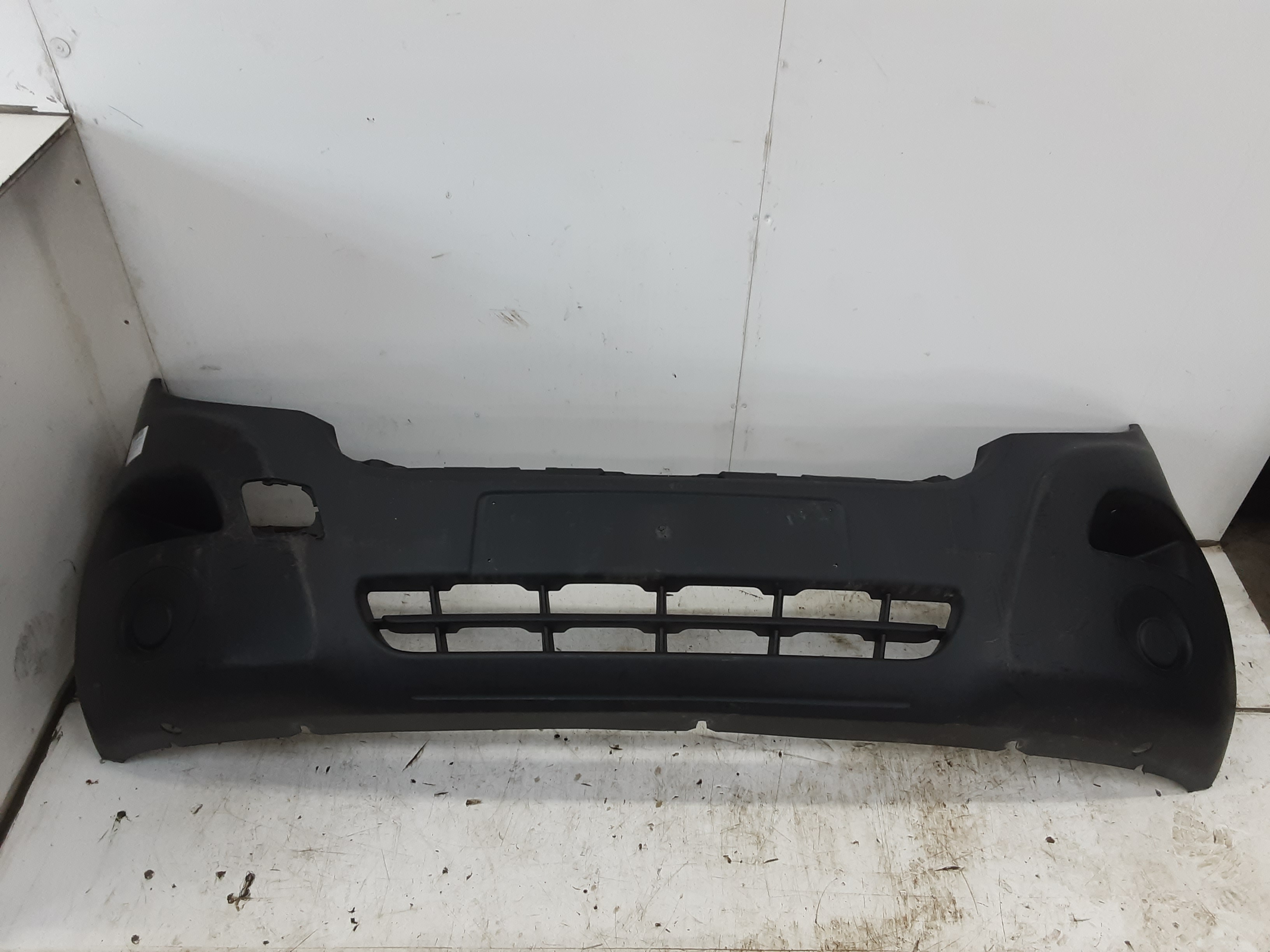 VOORBUMPER Renault MASTER 10 - 8/19