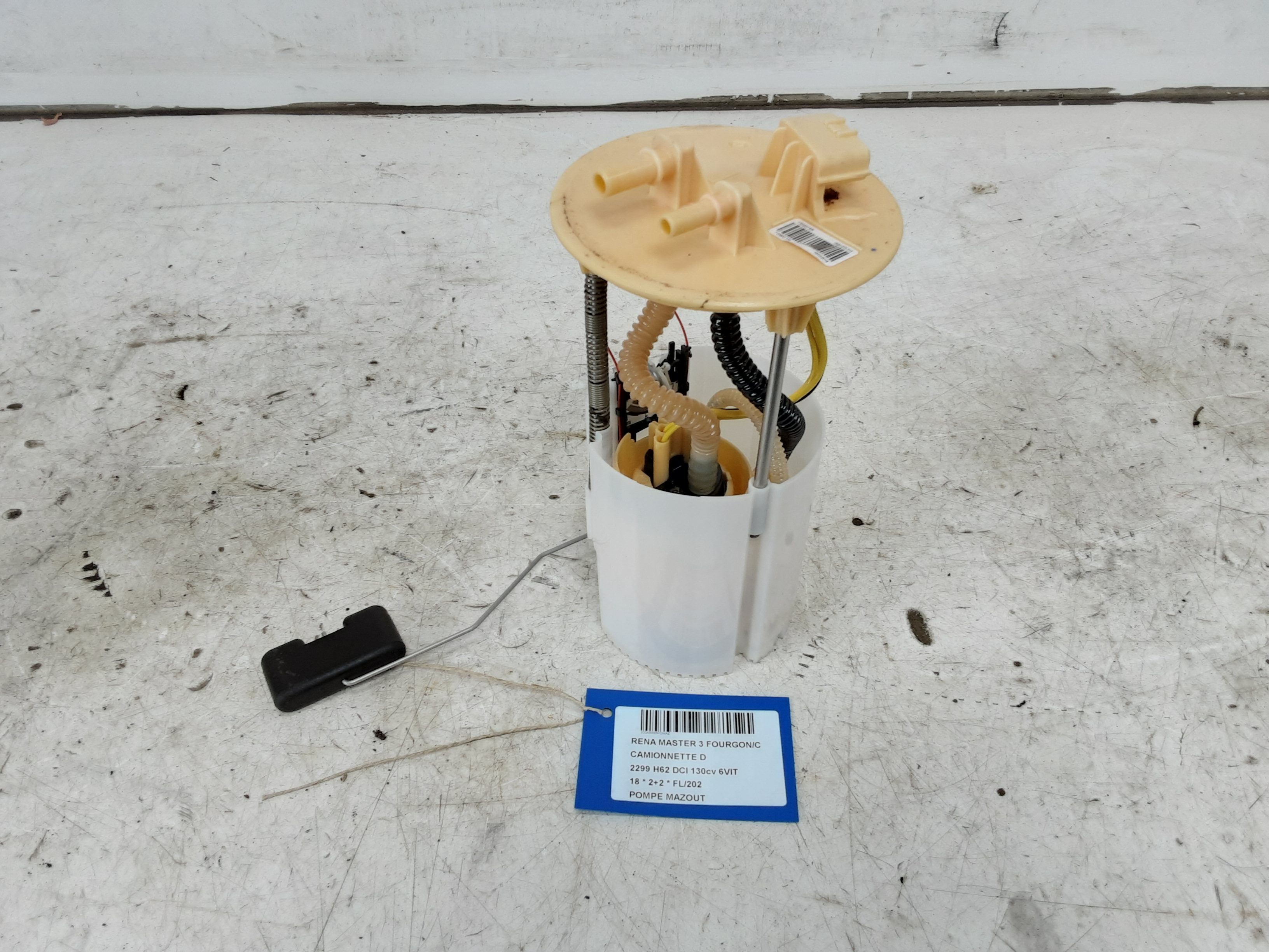 DIESEL POMP Renault MASTER 10 - 8/19