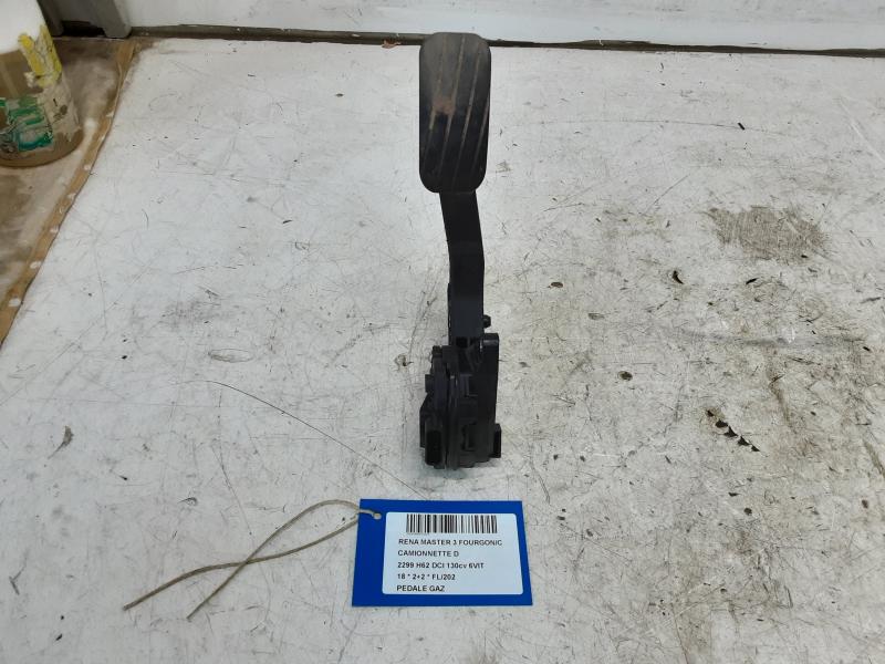 PEDALE DE GAZ Renault MASTER 10 - 8/19