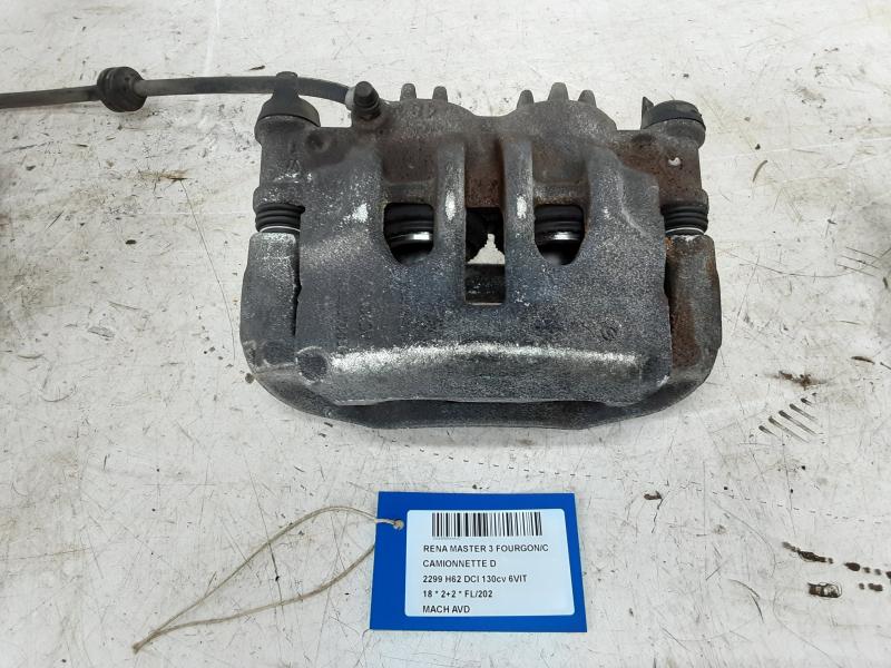 MACHOIRE AVANT DROITE Renault MASTER 10 - 8/19