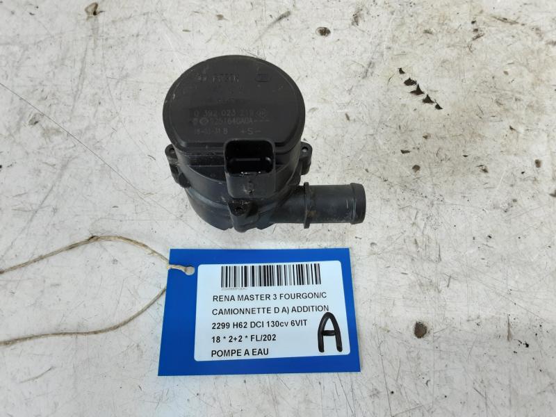 POMPE A EAU Renault MASTER 10 - 8/19