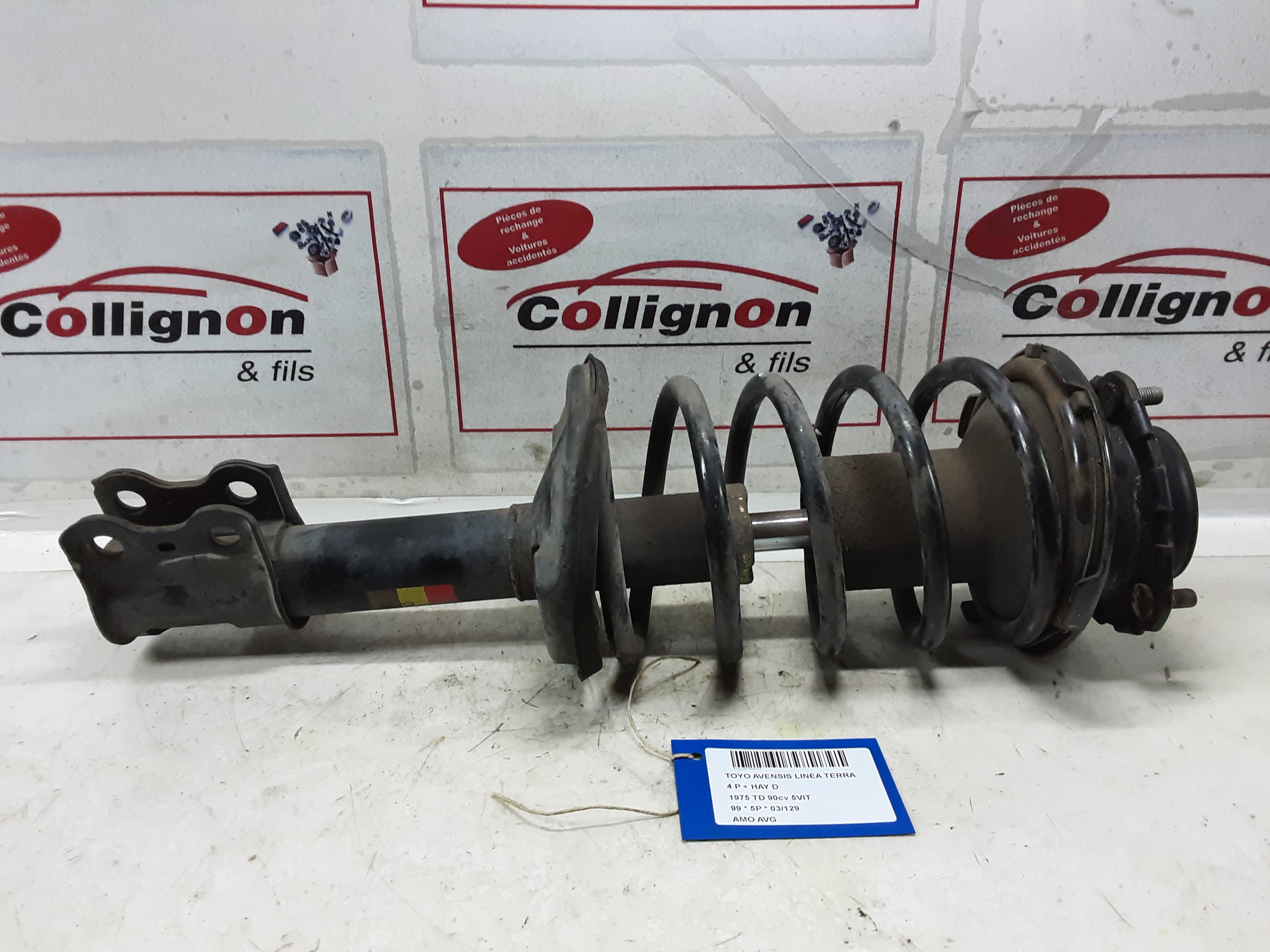 SCHOKBREKER VOOR LINKS Toyota AVENSIS 98 - 03 T22