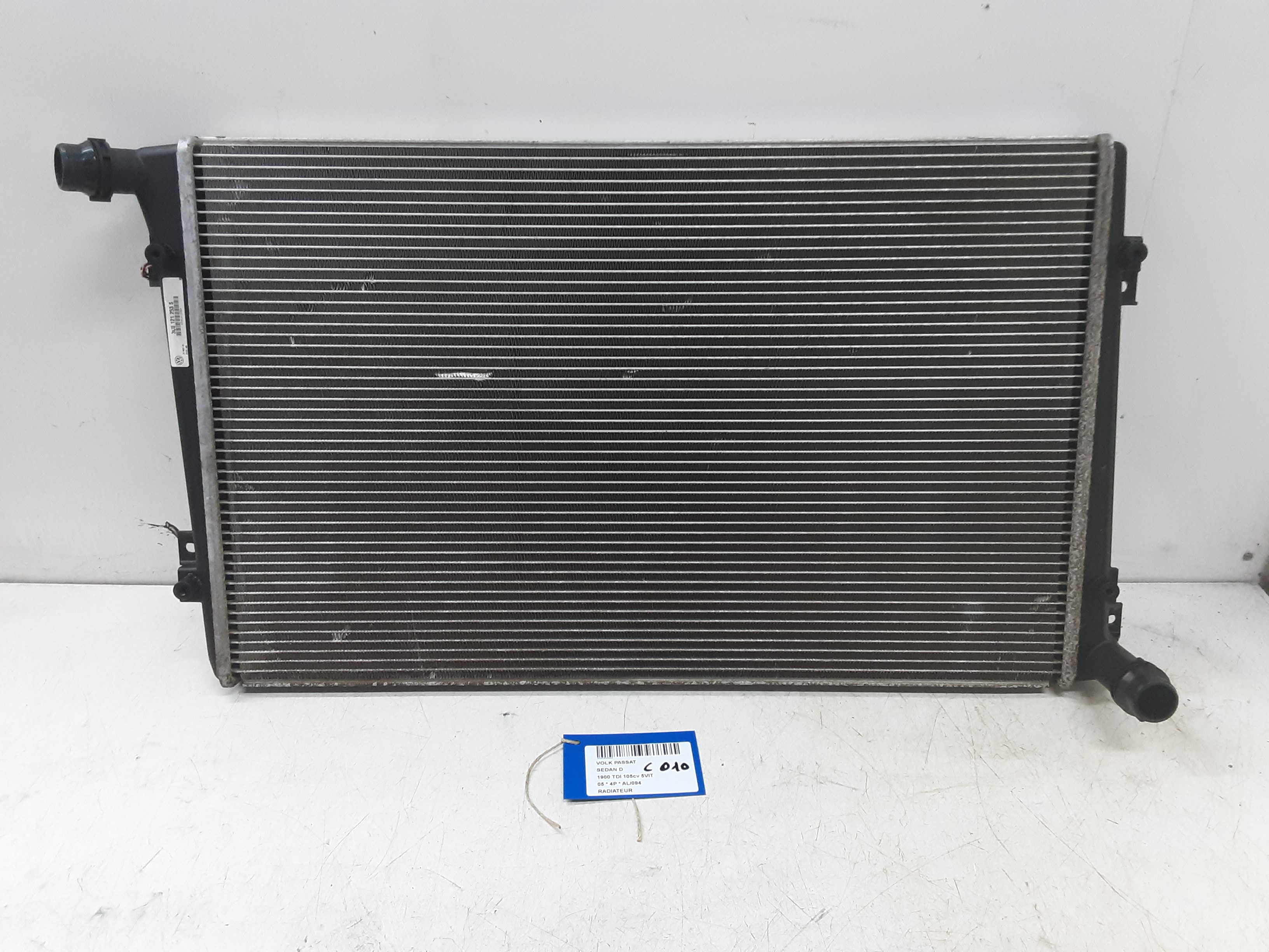 RADIATEUR Vw PASSAT 10/00 - 02/05