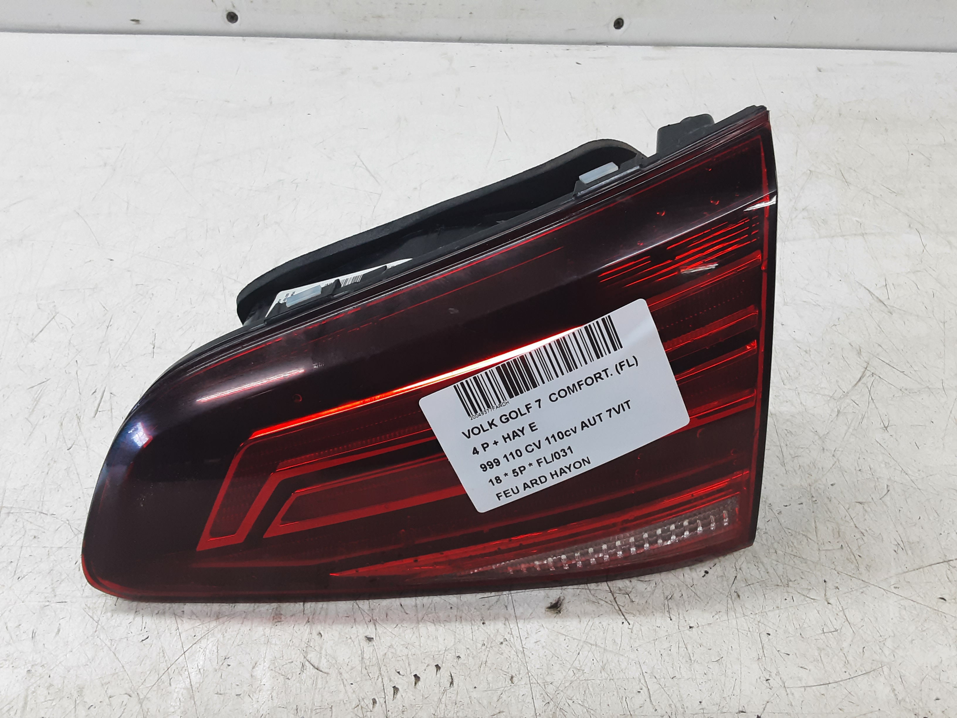 FEU ARRIERE DROIT DE HAYON Vw GOLF VII 1/17 - 2/20 FaceLift