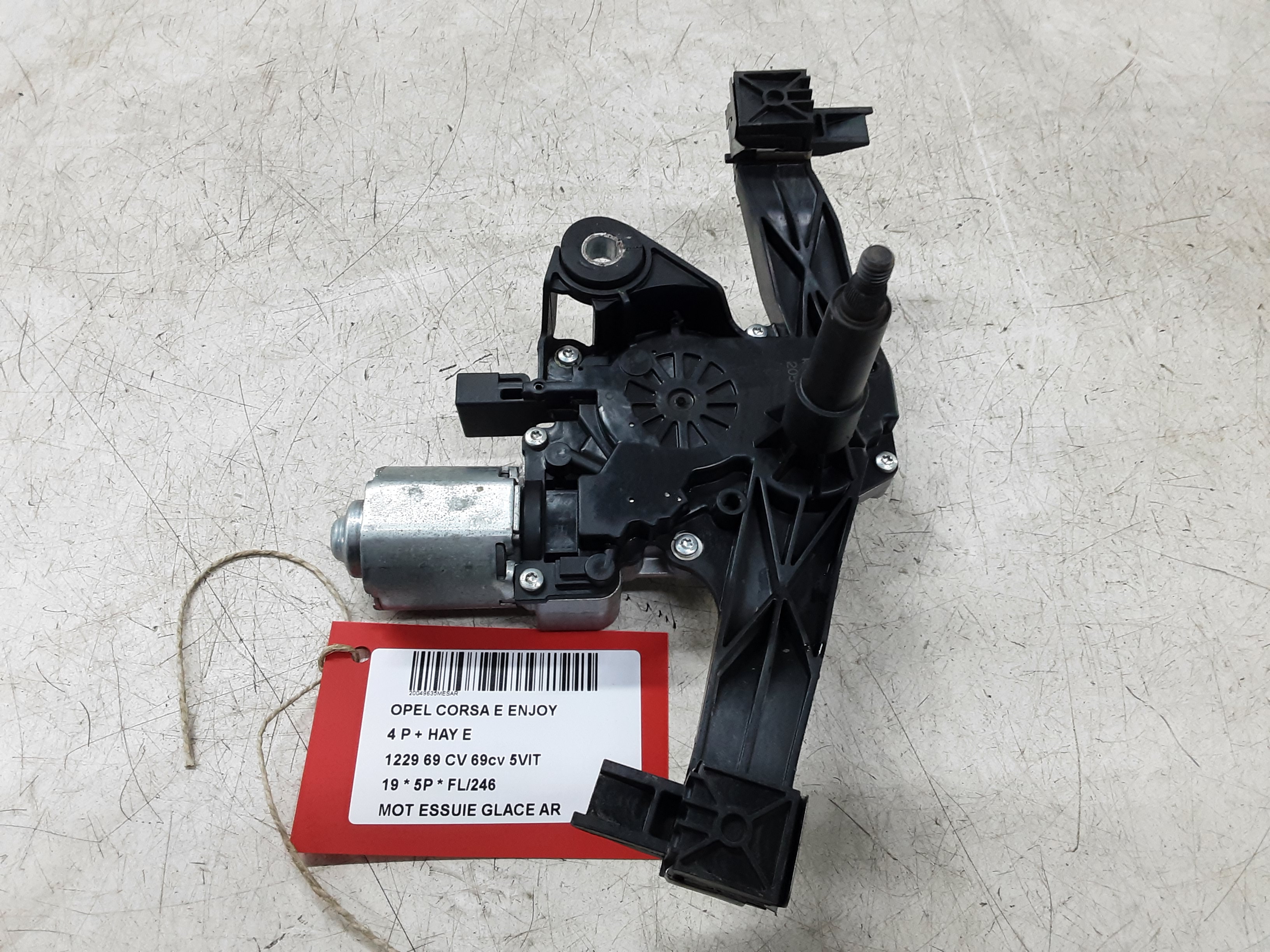 MOTEUR D&#039;ESSUIE-GLACE ARRIERE Opel CORSA E 10/14-  19