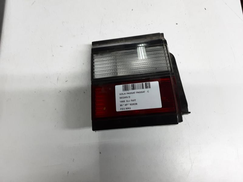 RÜCKLICHT LINKS Vw PASSAT 5/88 > 10/93