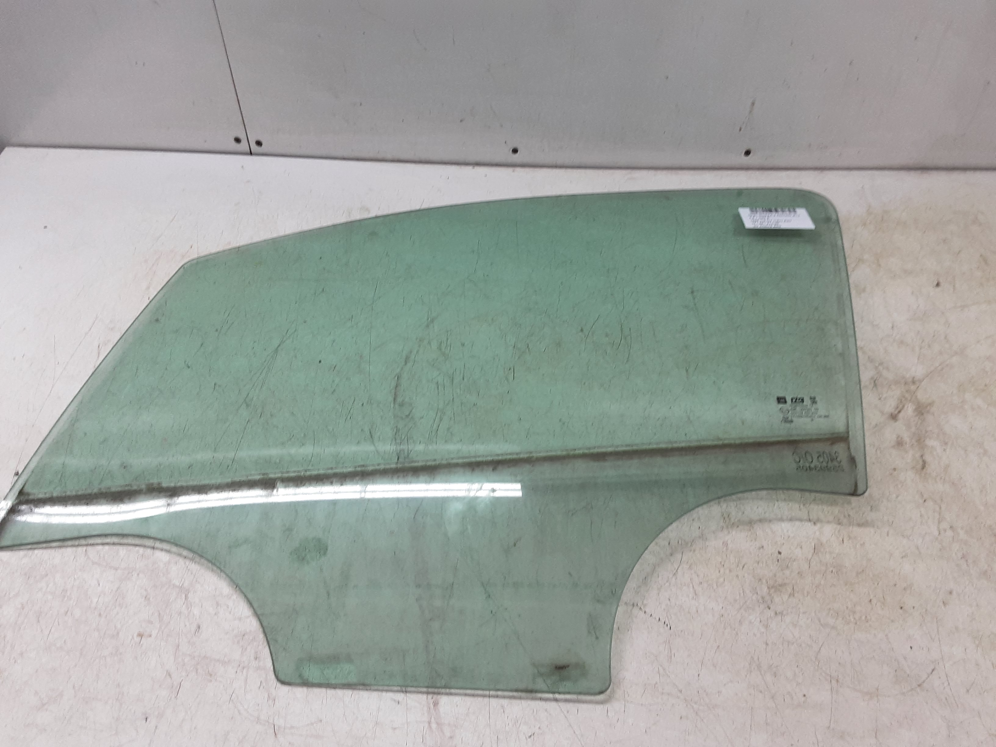 LEFT FRONT DOOR WINDOW Opel MOKKA X 10/16 - 21