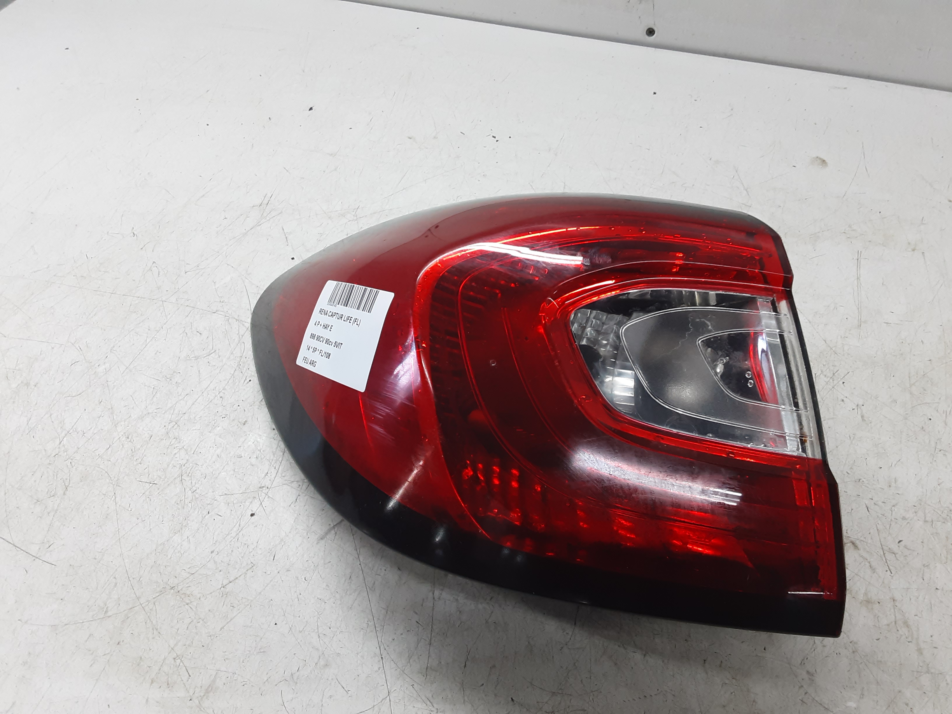 ACHTERLICHT LINKS Renault CAPTUR (1) 05/13 - 5/17