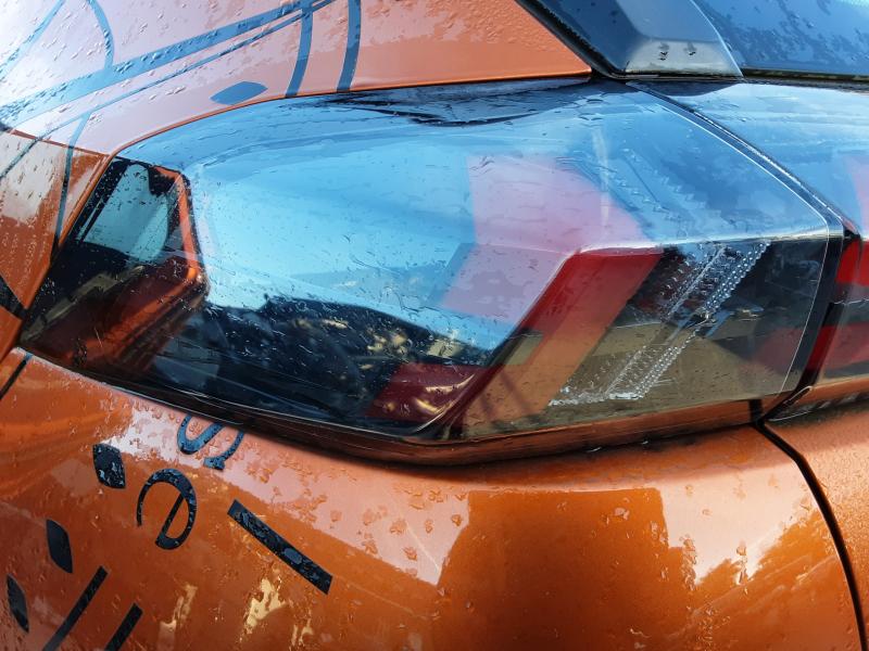 FEU ARRIERE GAUCHE Peugeot 2008 (2) 8/19 - 5/23