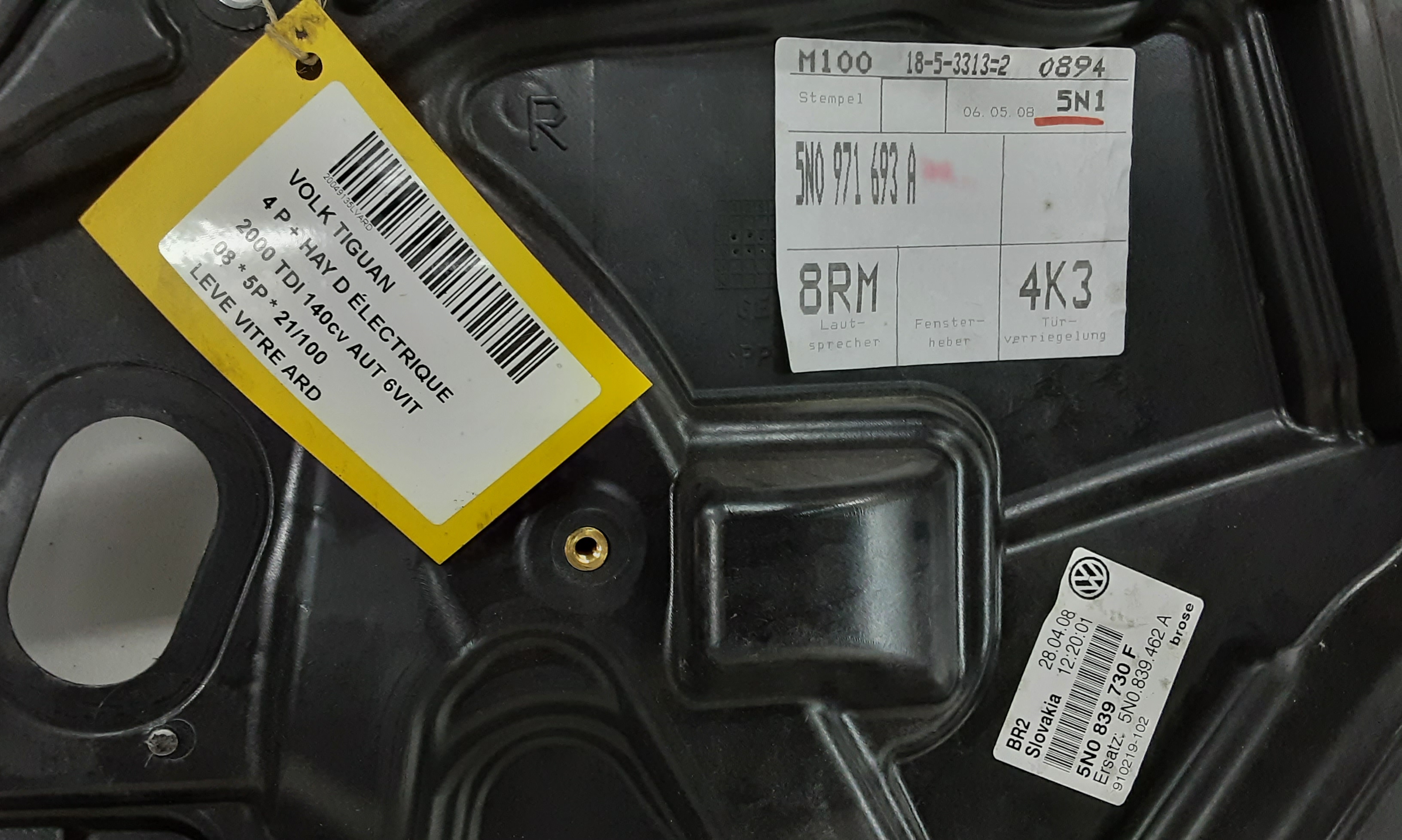 LEVE-VITRE DE PORTE ARRIERE DROITE Vw TIGUAN (1) 10/07 - 06/11