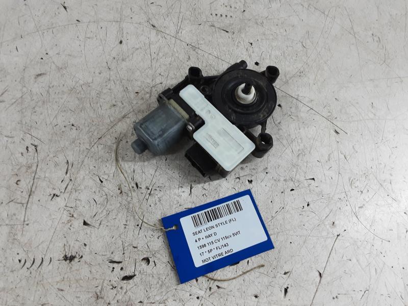 MOTEUR DE VITRE DE PORTE ARRIERE DROITE Seat LEON (3) (5F) FaceLift 1/17 - 5/20