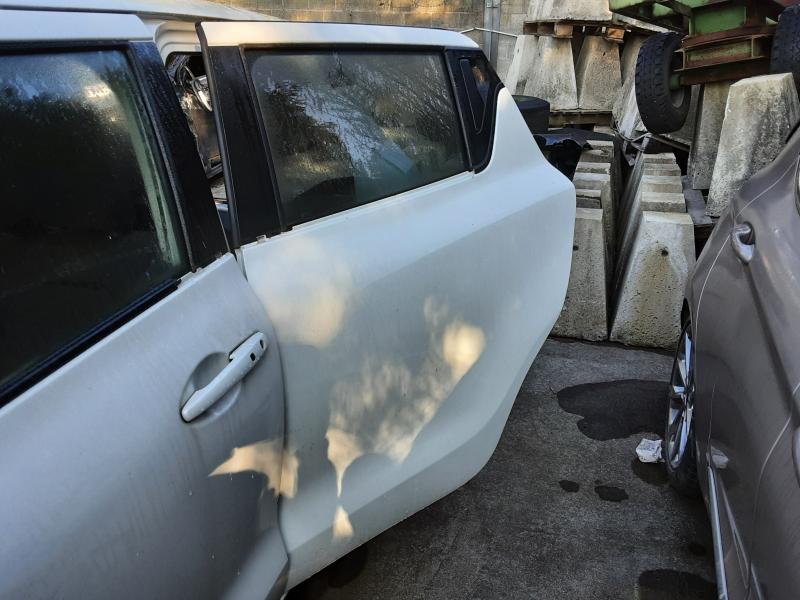 DEUR ACHTER LINKS Suzuki SWIFT 4/17+