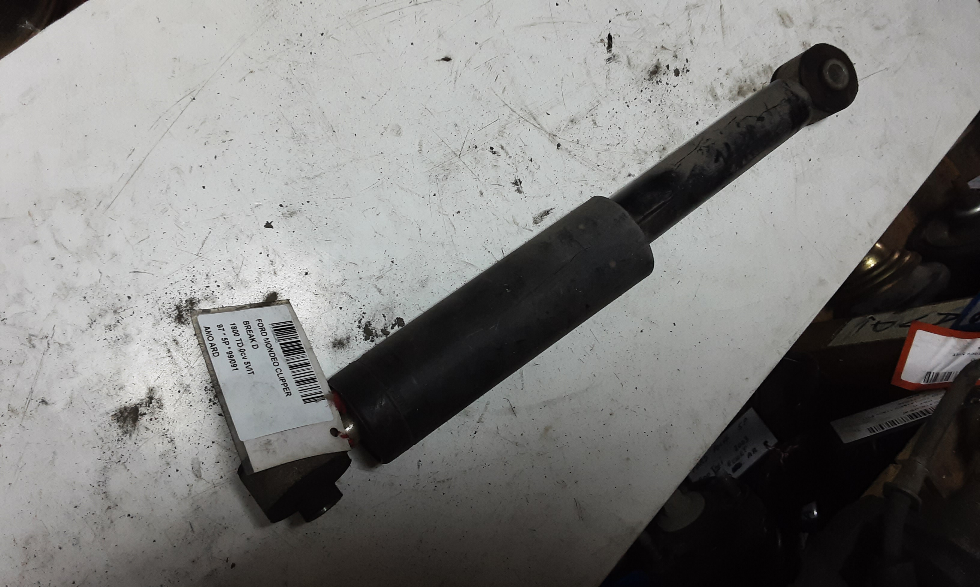 FEDERBEIN HINTER RECHTS Ford MONDEO 11/96 -  09/00
