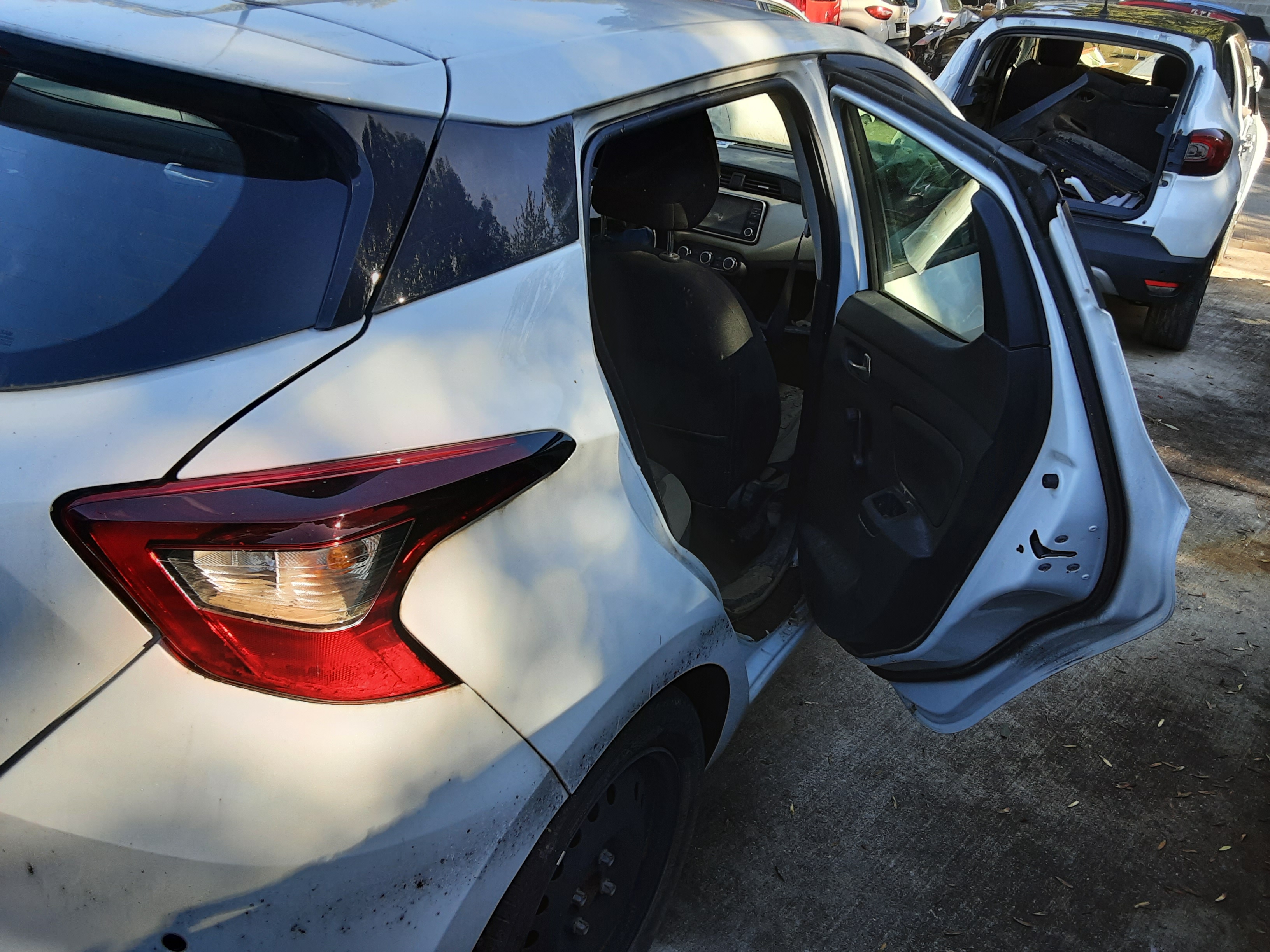 AILE ARRIERE DROITE Nissan MICRA 3/17+ K14