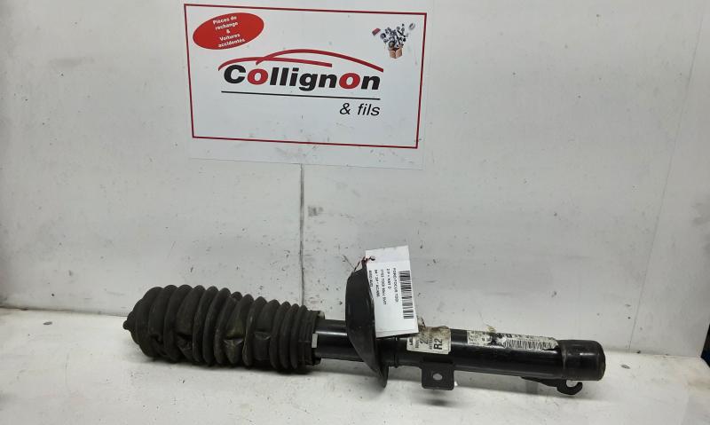 SCHOKBREKER VOOR RECHTS Ford FOCUS (1) - 10/04